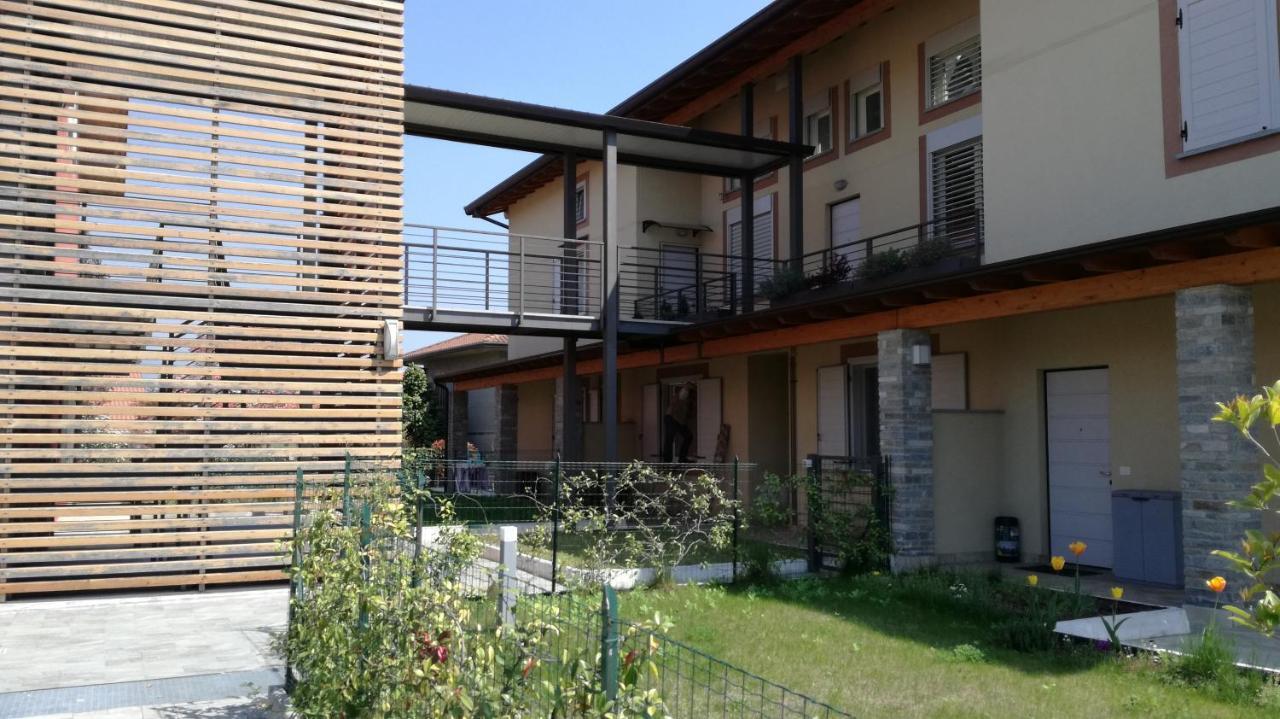 Charme Lake Loft Ispra Zewnętrze zdjęcie