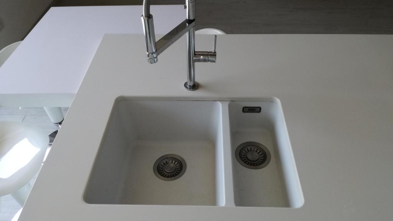 Charme Lake Loft Ispra Zewnętrze zdjęcie