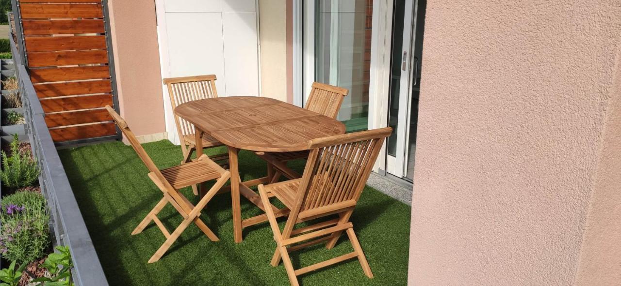 Charme Lake Loft Ispra Zewnętrze zdjęcie