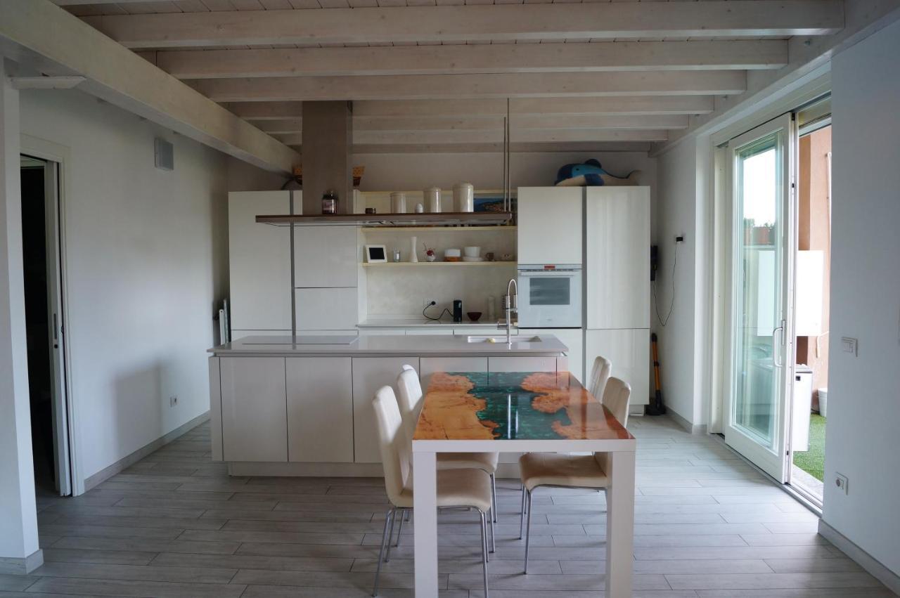 Charme Lake Loft Ispra Zewnętrze zdjęcie