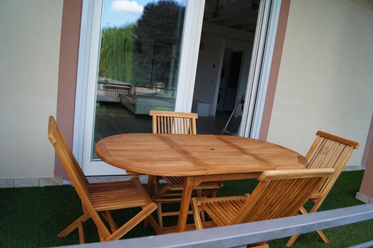 Charme Lake Loft Ispra Zewnętrze zdjęcie